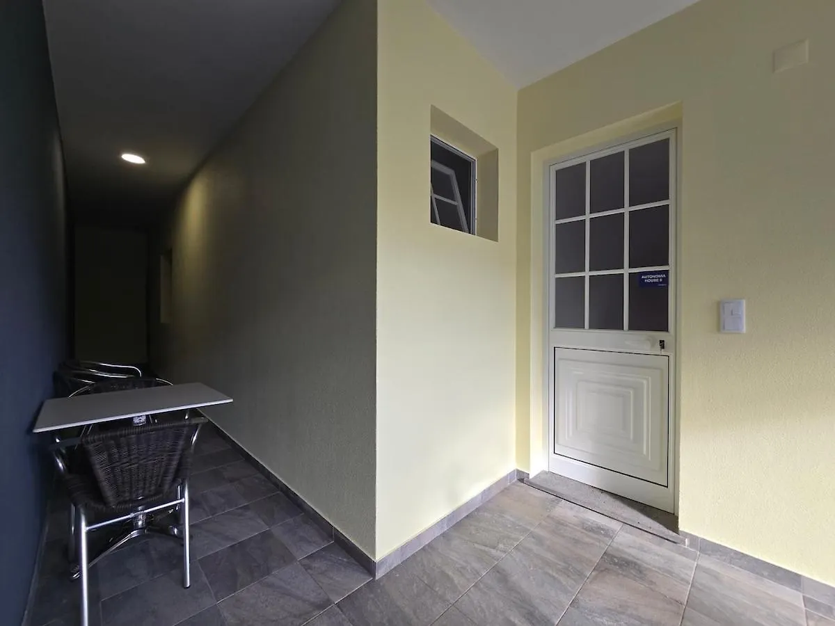 דירות Câmara de Lobos Autonomia House II פורטוגל